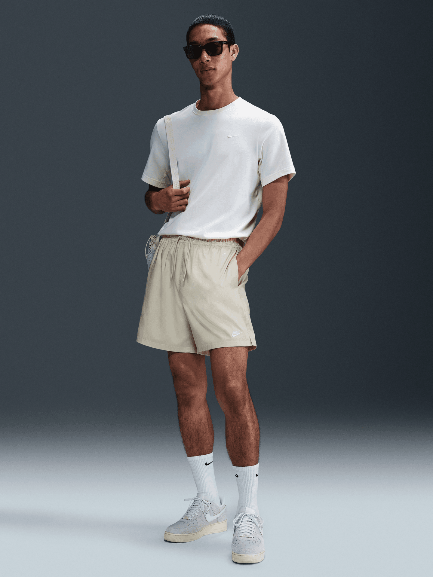 Club Woven Flow Shorts